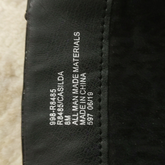 Rialto Casilda Mixed Textured Stiletto Booties 8M Black - Picture 2 of 16